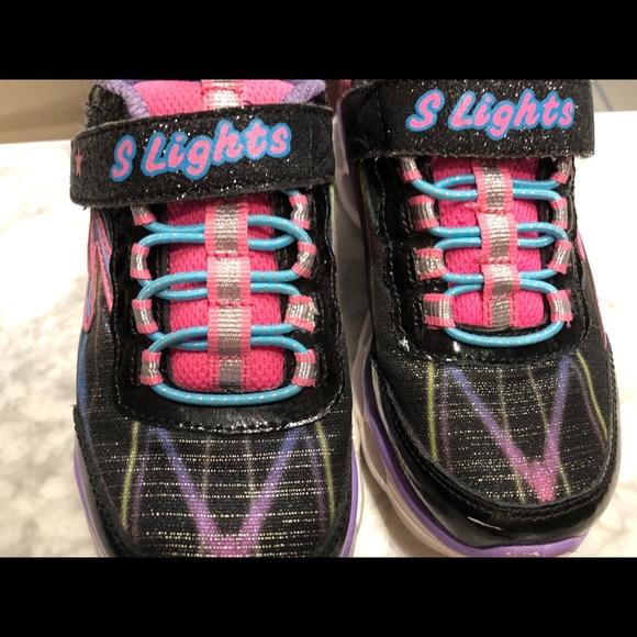 Shoe bundle- 2 pair of Light up sneakers-SKECHERS. - Picture 3 of 8